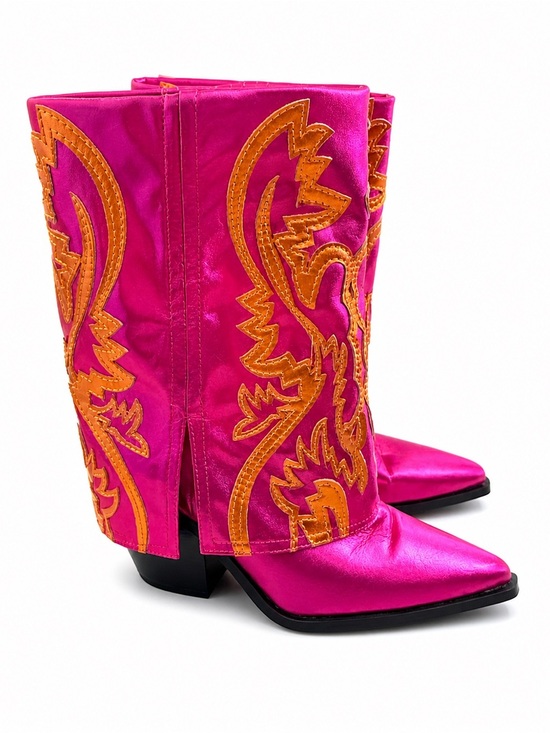 Azalea Wang Shoes - Azalea Wang Esperanza Western Style Bootie in Metallic Fuchsia. size 7